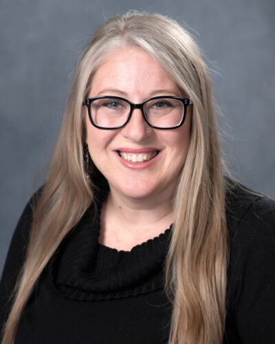 Headshot of Elizabeth Dieckman