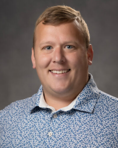 Headshot of Gary Robertson