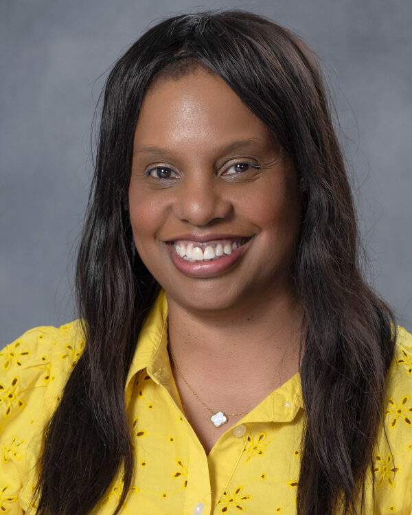 Headshot of Renee Gill